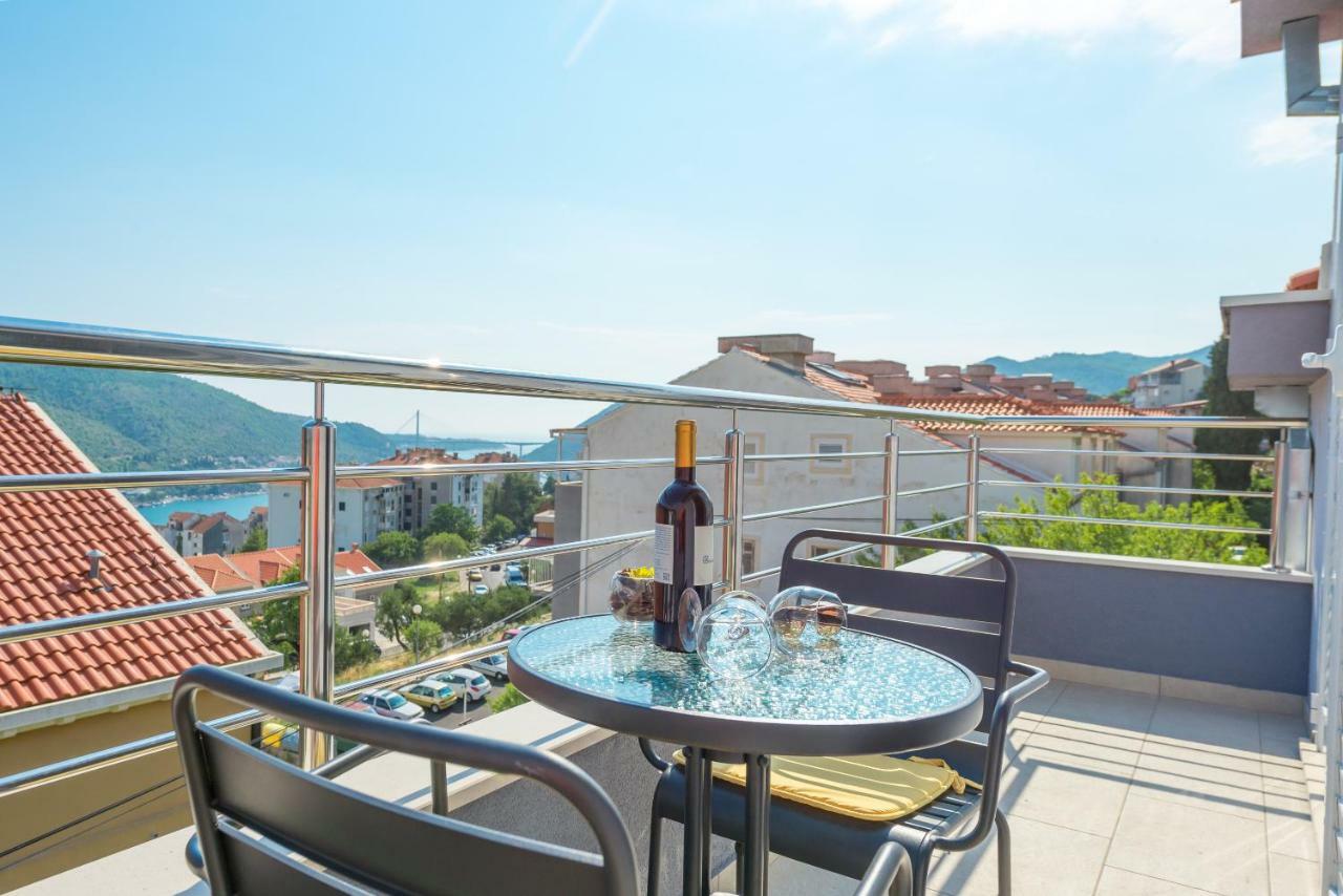 Guesthouse Pezo Мокошица Экстерьер фото